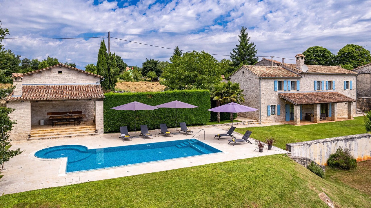 Photo of Outdoor in Vela Traba