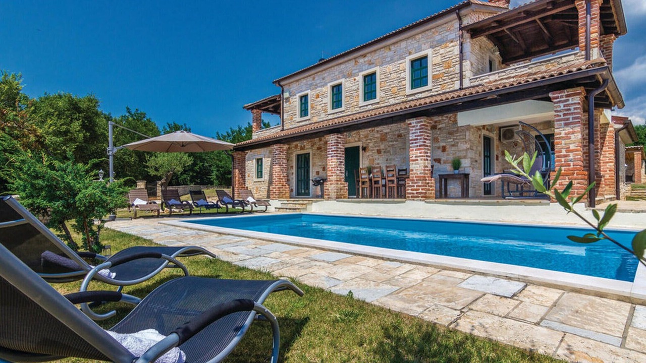 Photo of Outdoor in Mofardini