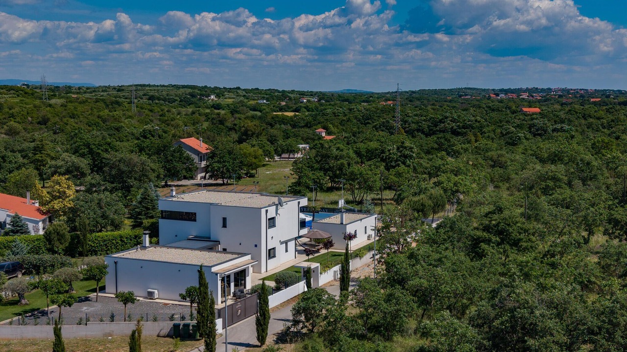 Photo of Others in Brisevo