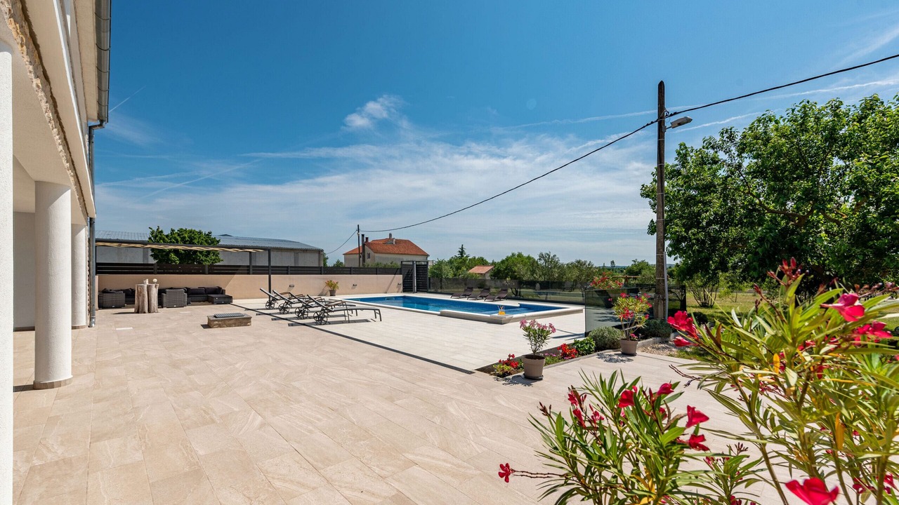 Photo of Outdoor in Pristeg