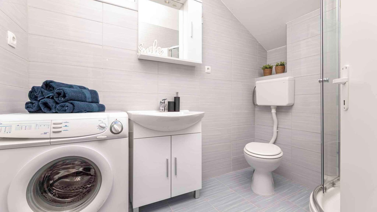 Photo of Bathroom in Silo