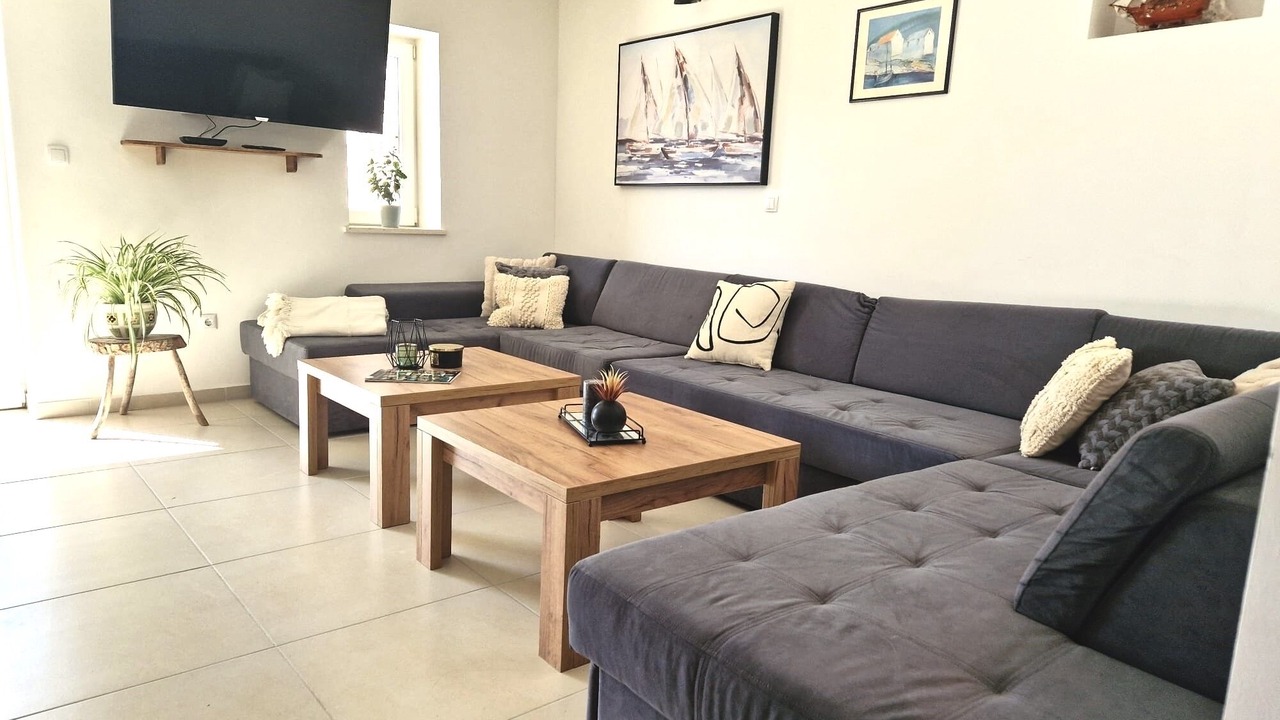 Photo of Livingroom in Srijane