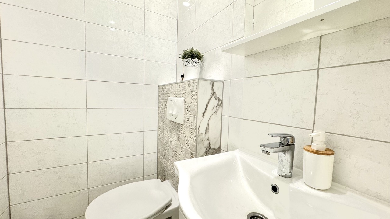 Photo of Bathroom in Srijane