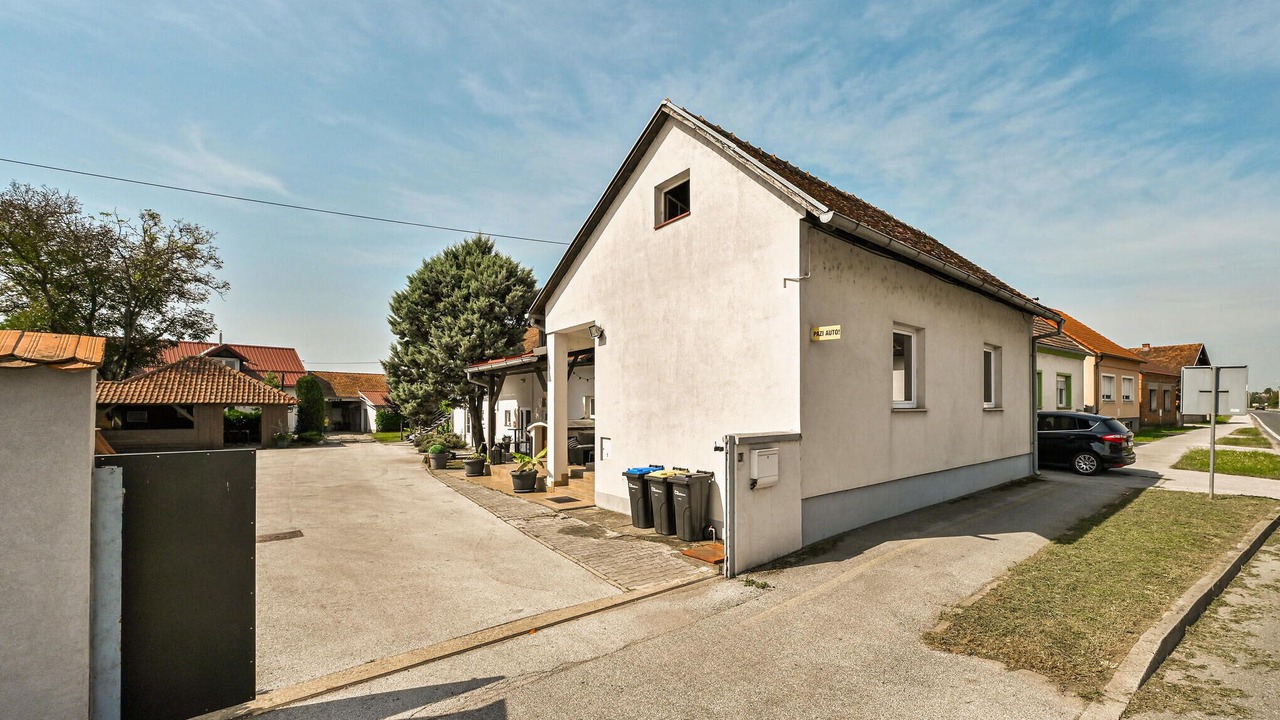 Photo of Others in Majerje