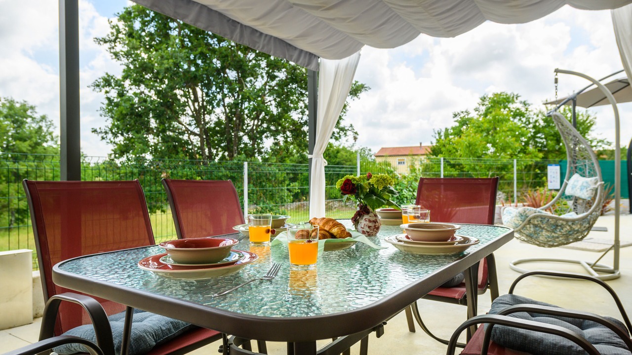 Photo of Outdoor in Modrusani