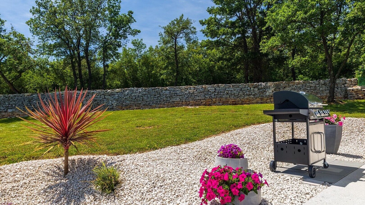 Photo of Outdoor in Golas