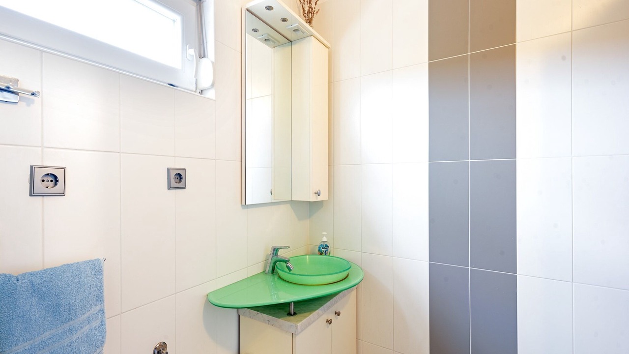 Photo of Bathroom in Kolan