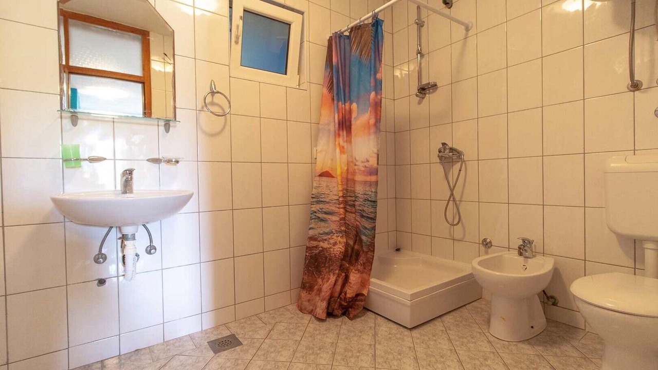 Photo of Bathroom in Neum