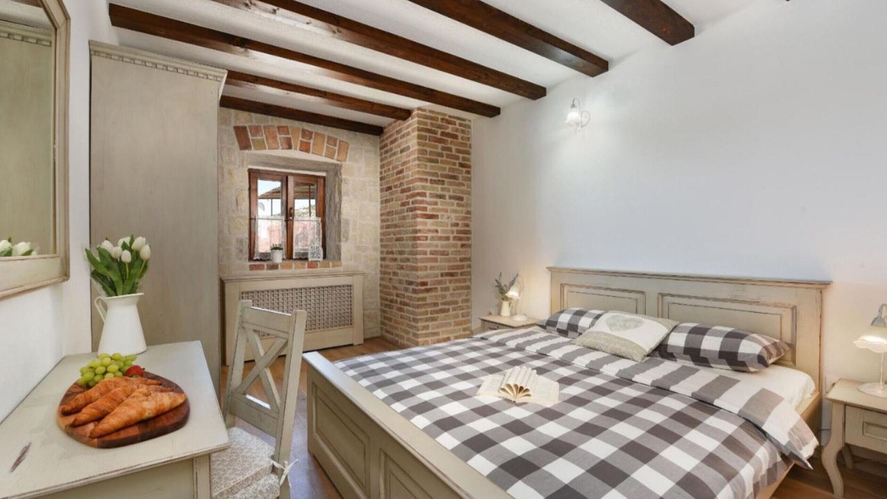Photo of Bedroom in Pakostane