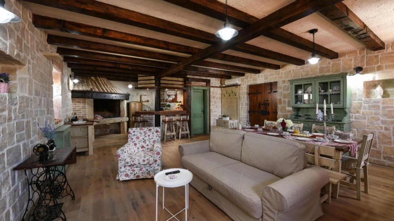 Photo of Livingroom in Pakostane