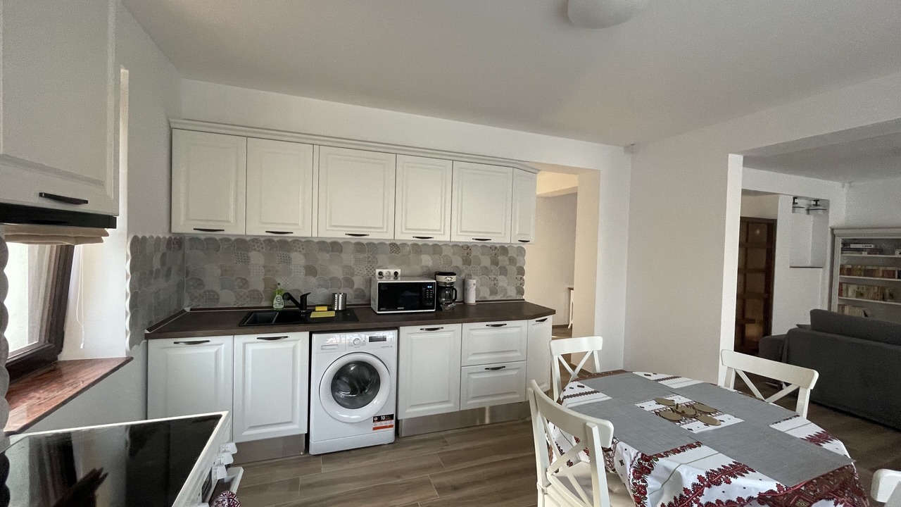 Photo of Kitchen in Sector 1
