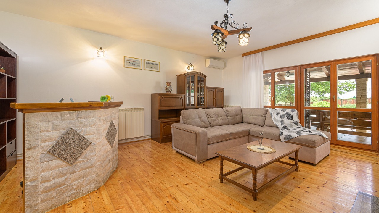 Photo of Livingroom in Orihi