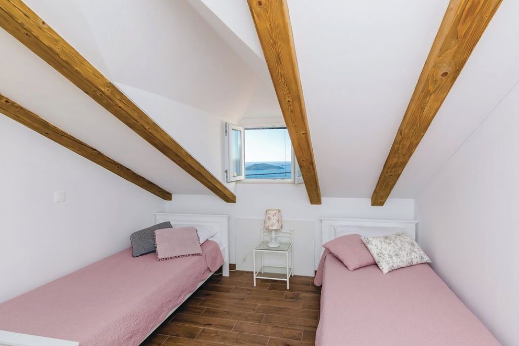 Photo of Bedroom in Brsecine