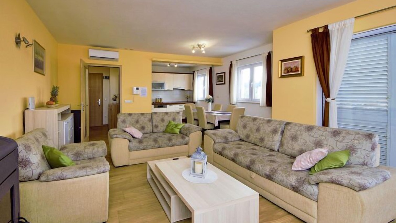 Photo of Livingroom in Istok