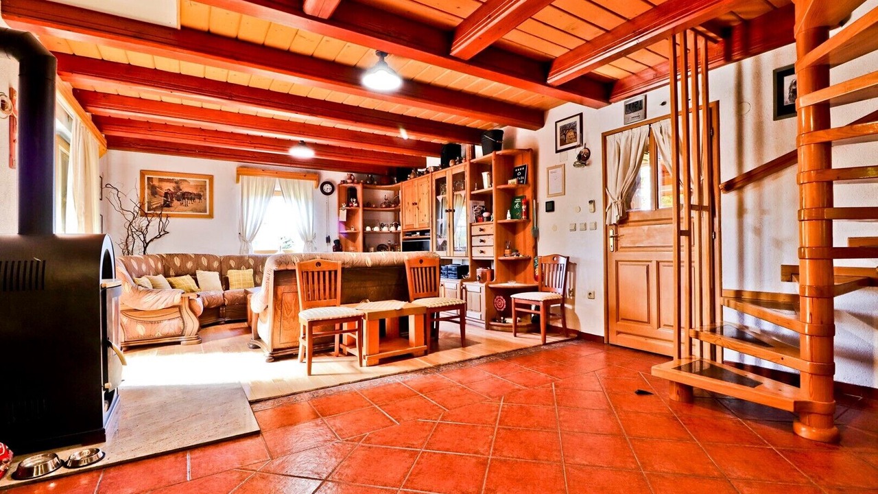 Photo of Livingroom in Donja Voca