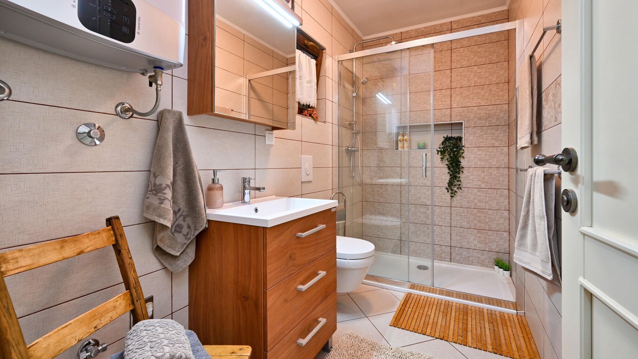 Photo of Bathroom in Netretic