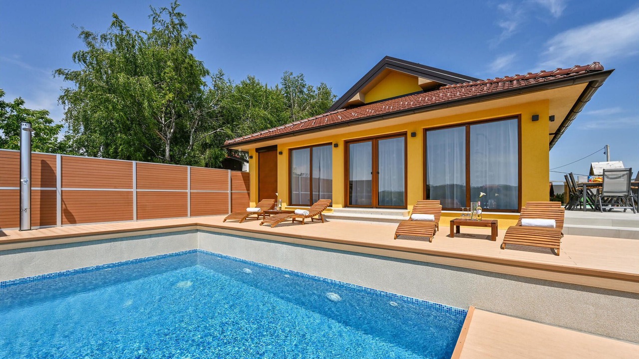 Photo of Outdoor in Vinica