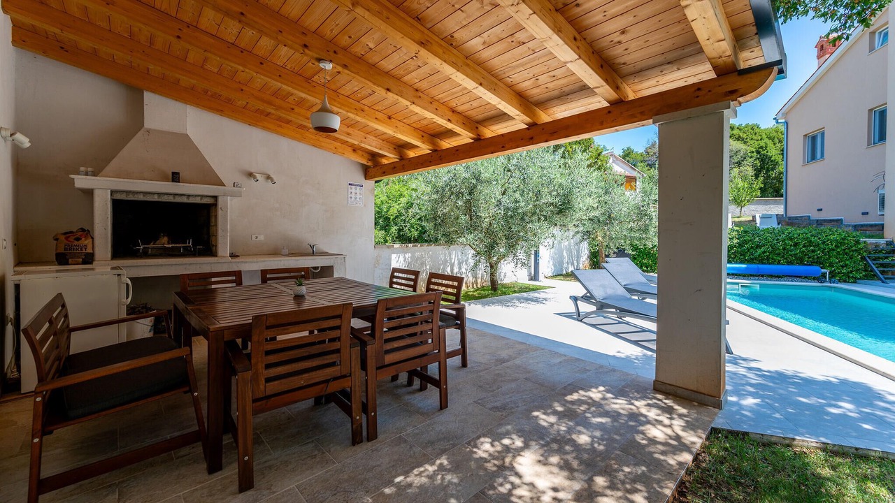 Photo of Outdoor in Rebici