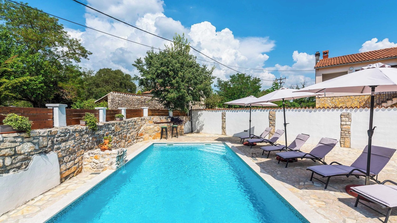 Photo of Outdoor in Baderna