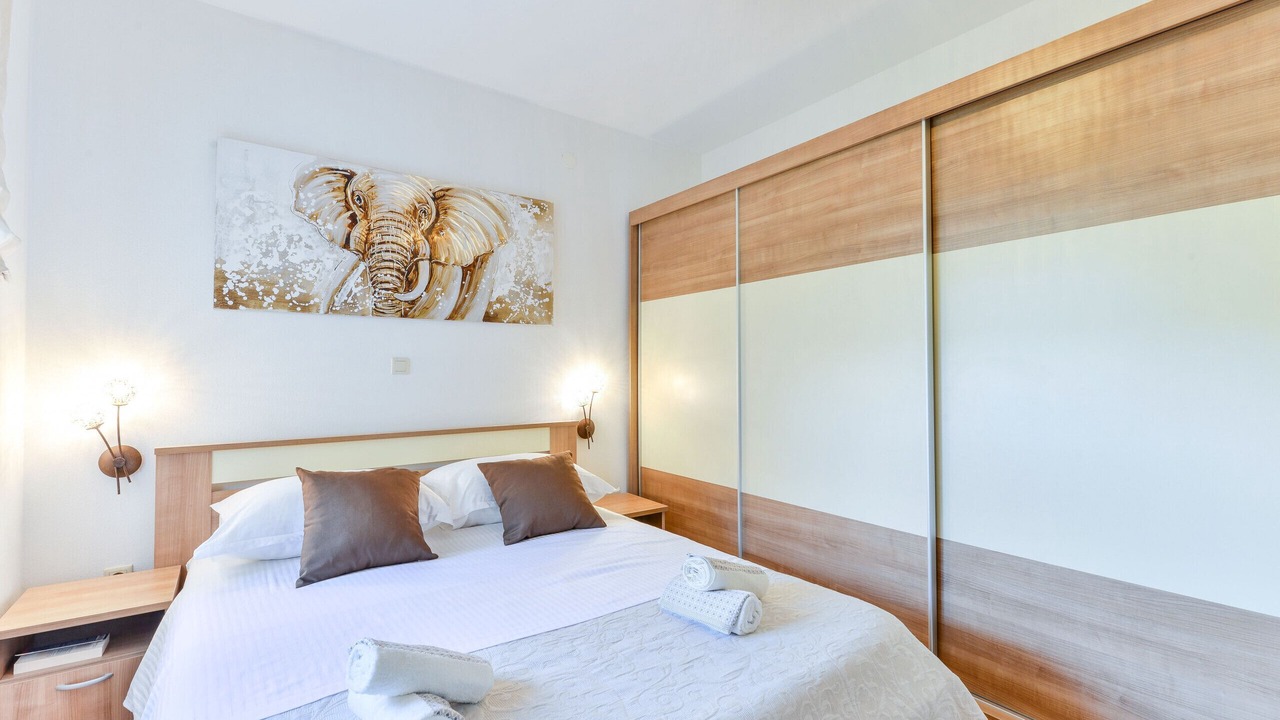 Photo of Bedroom in Pristeg