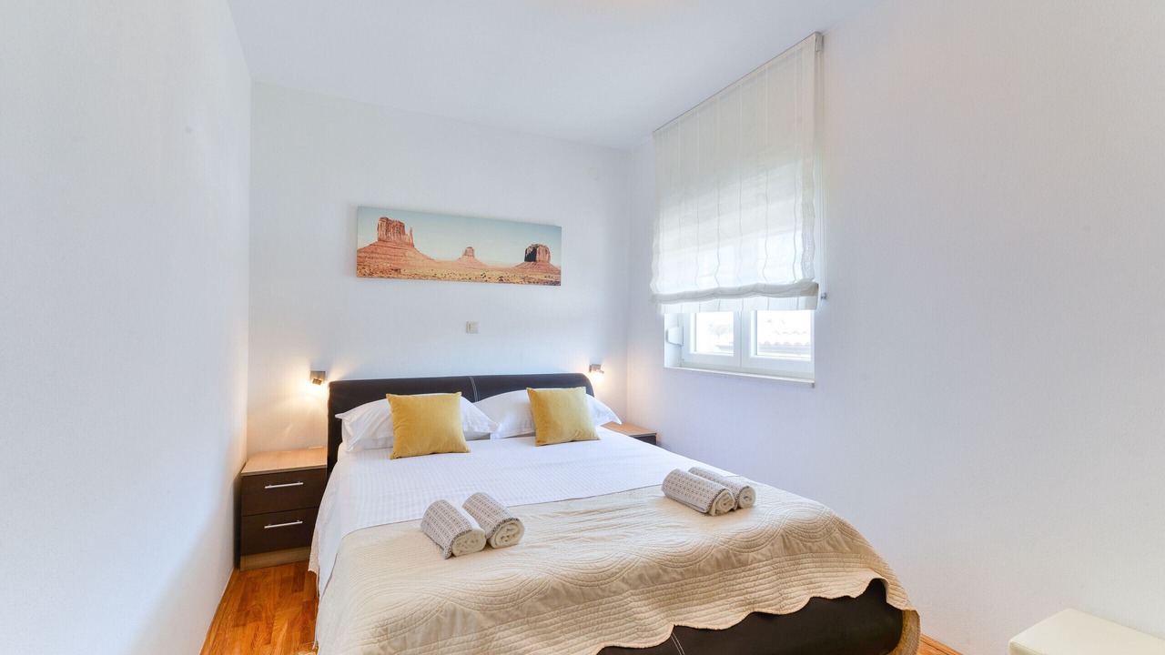 Photo of Bedroom in Pristeg