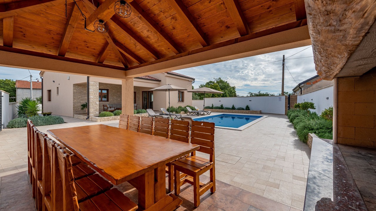 Photo of Outdoor in Lovinac