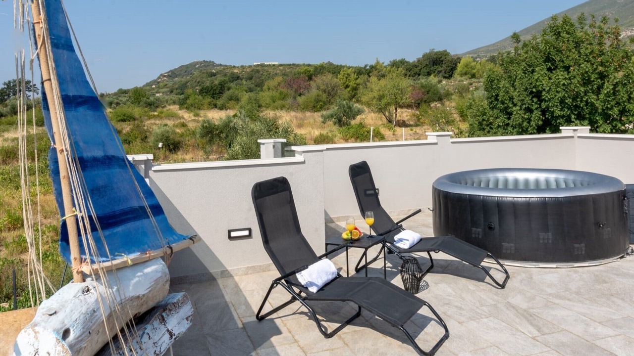 Photo of Outdoor in Rudine