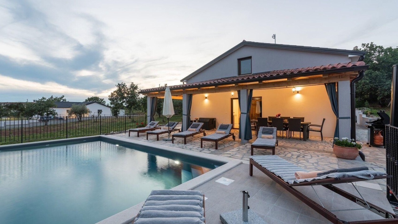 Photo of Outdoor in Bibali
