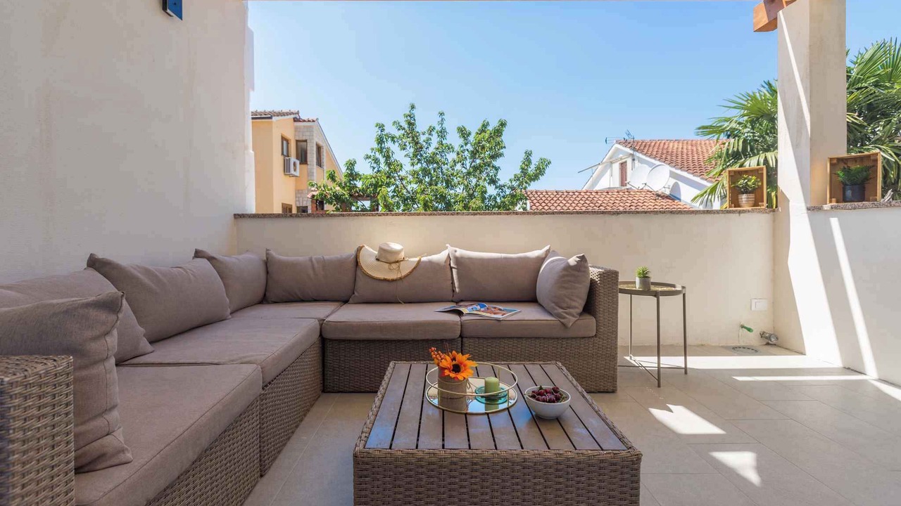 Photo of Outdoor in Spadici