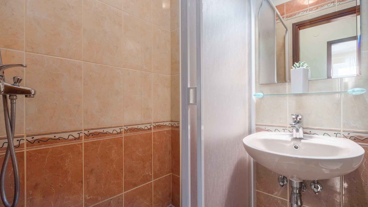 Photo of Bathroom in Spadici