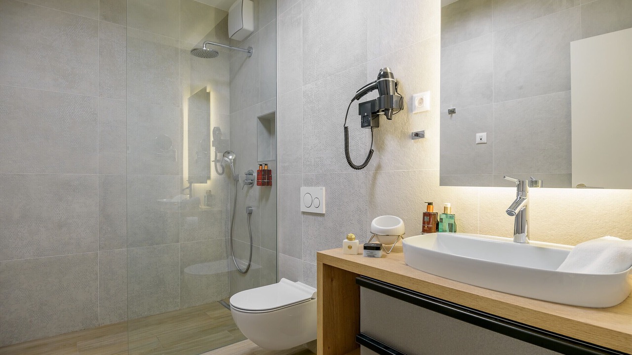 Photo of Bathroom in Marina