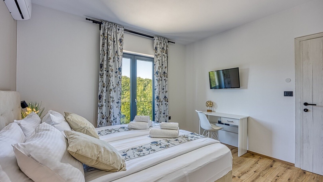 Photo of Bedroom in Tinjan