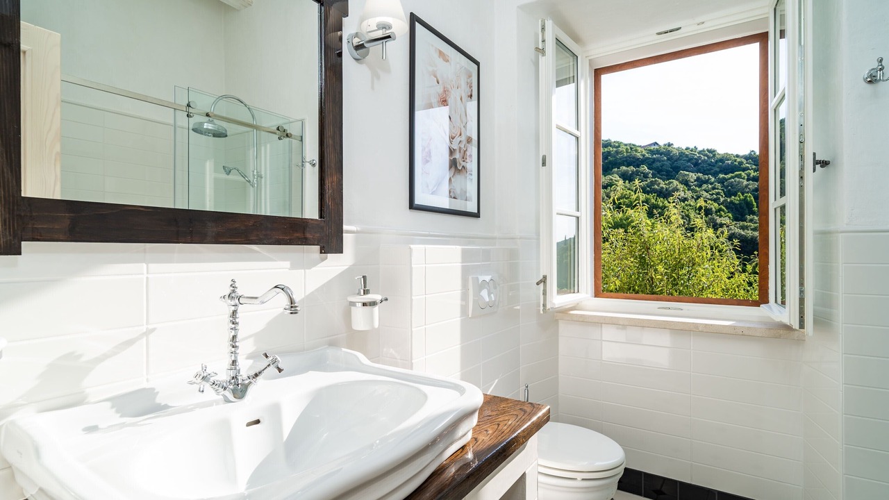 Photo of Bathroom in Molunat
