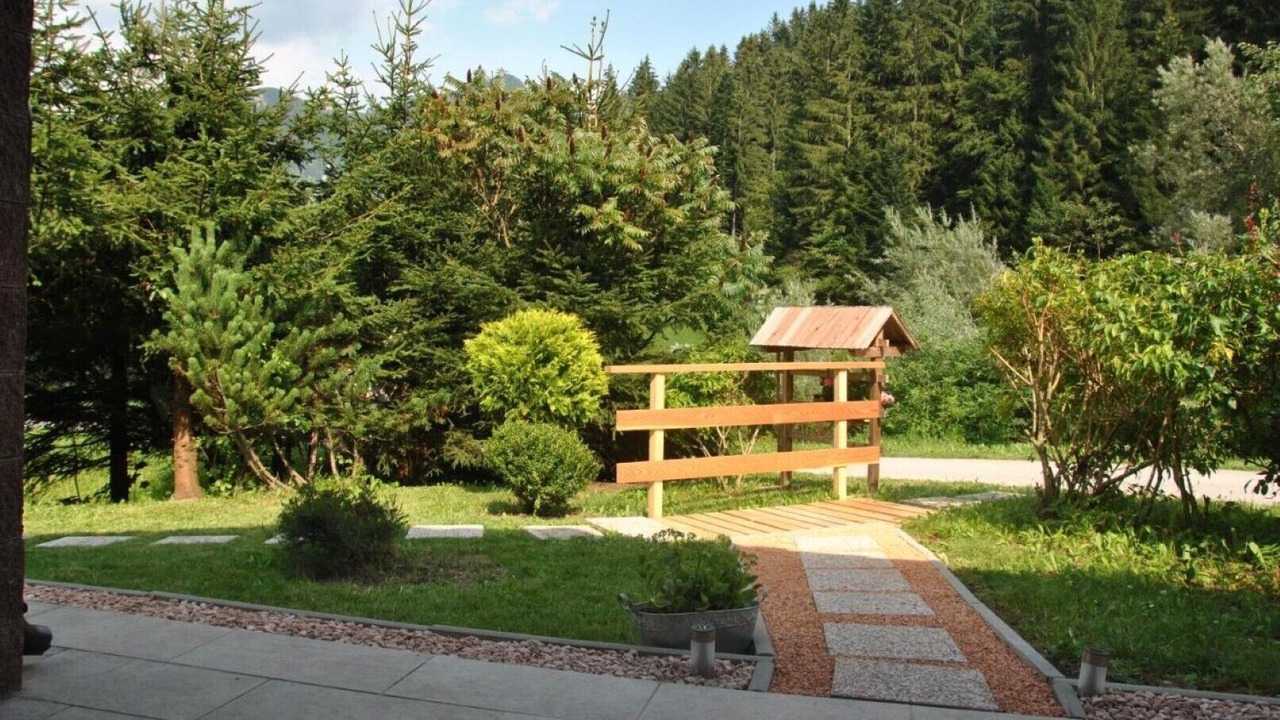 Photo of Outdoor in Luce