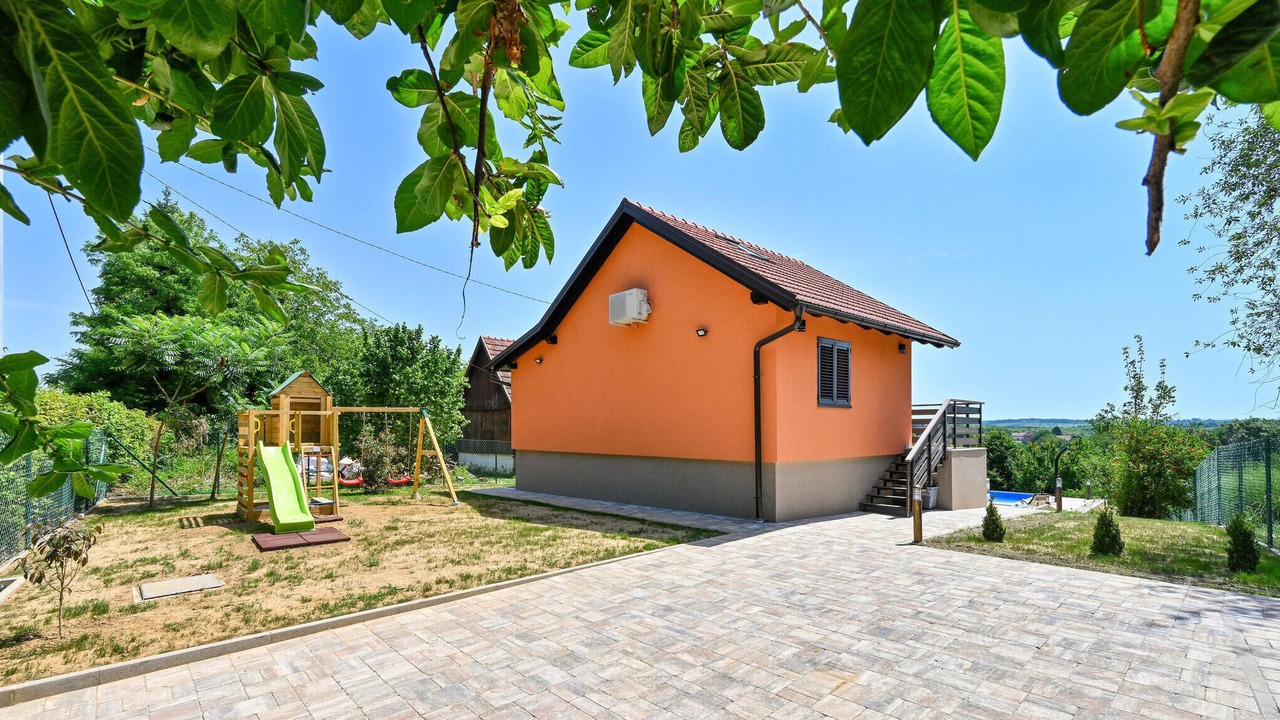 Photo of Outdoor in Kapela