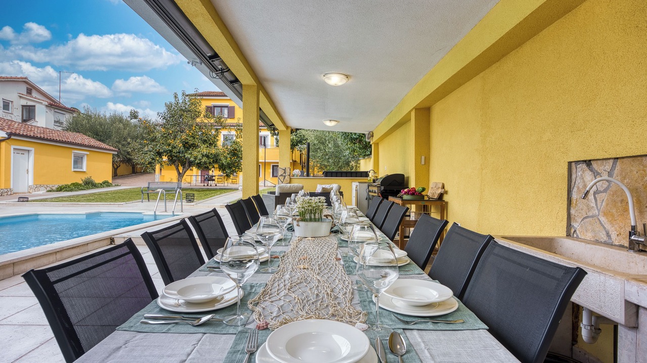 Photo of Outdoor in Zbandaj