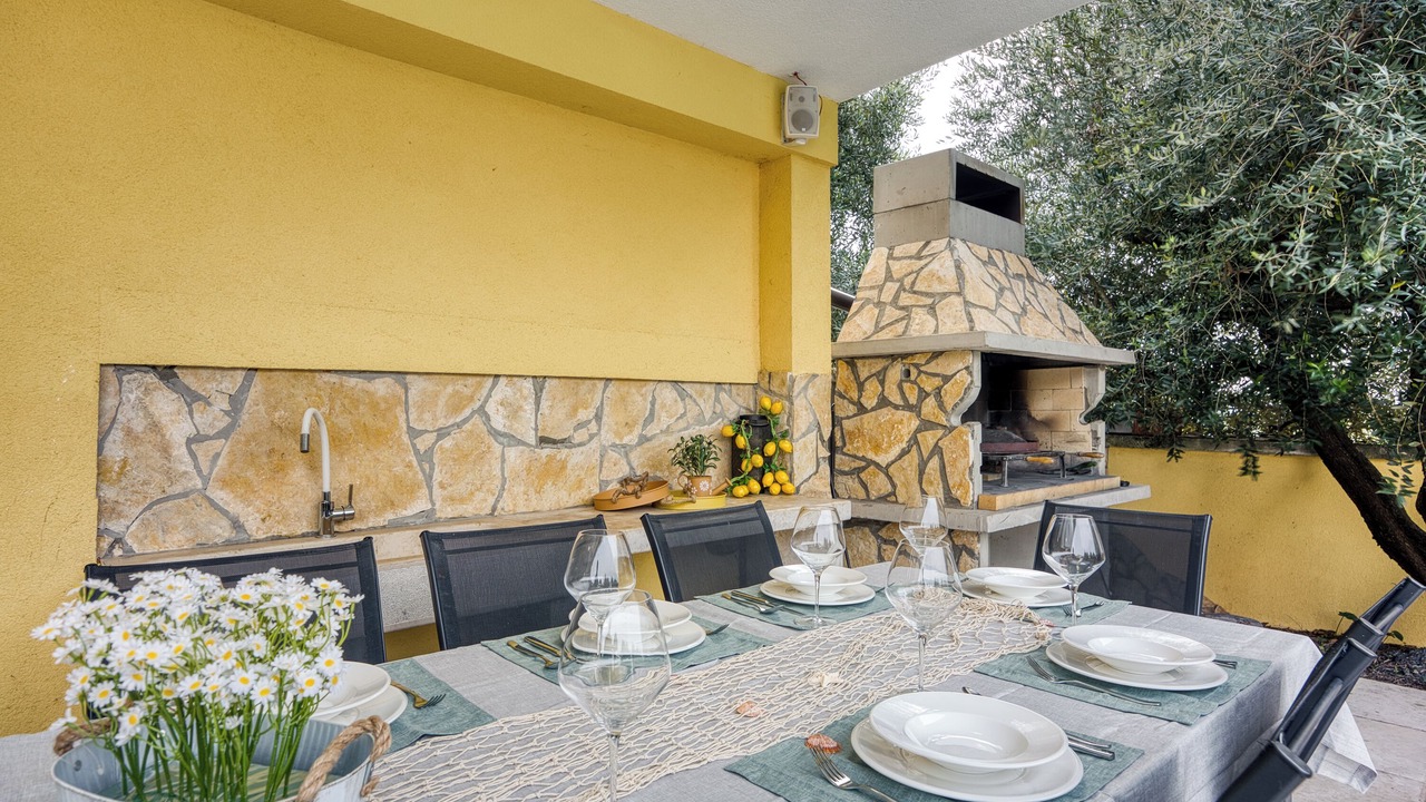Photo of Outdoor in Zbandaj