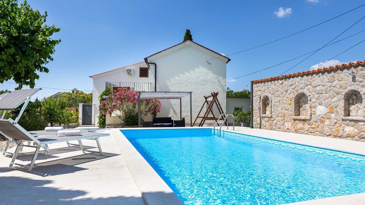 Photo of Outdoor in Rasopasno