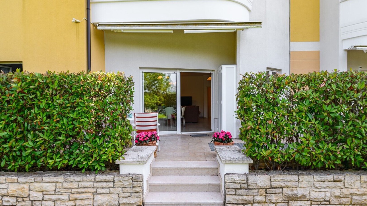 Photo of Outdoor in Monterol