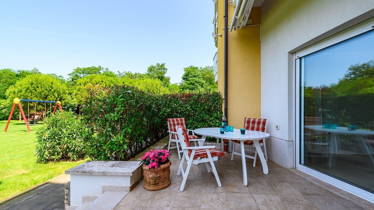 Photo of Outdoor in Monterol