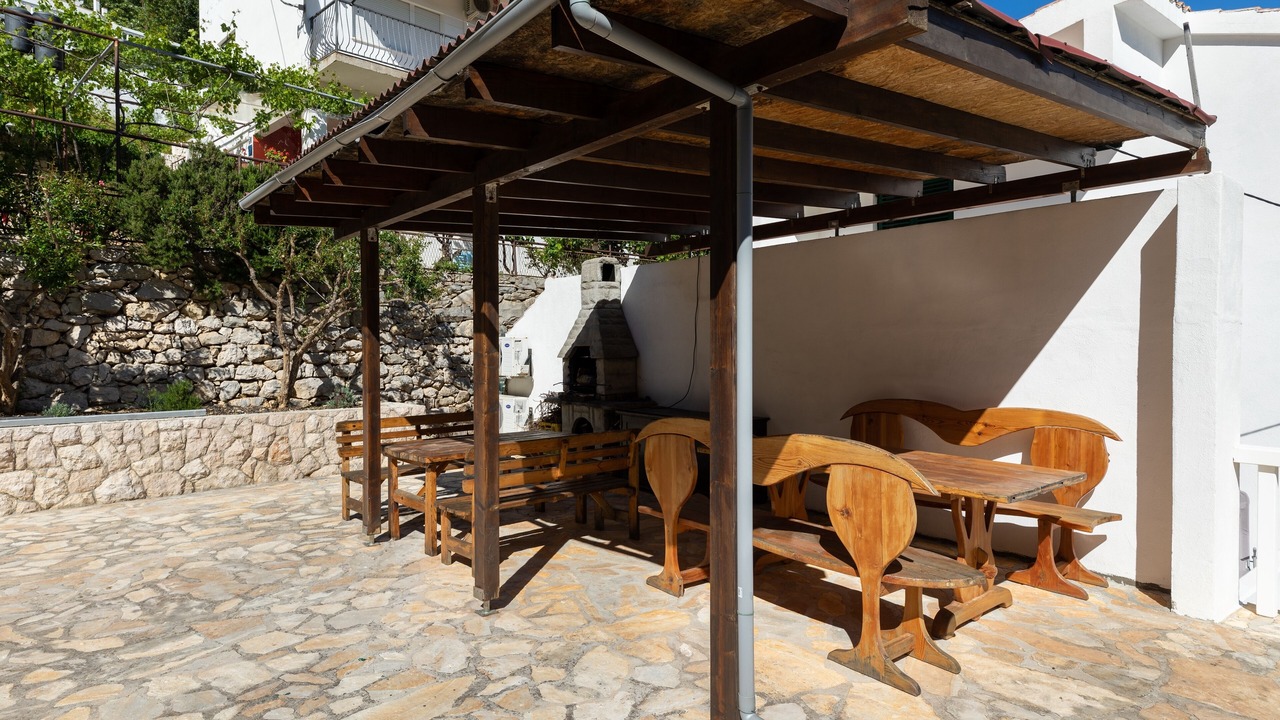 Photo of Outdoor in Mimice