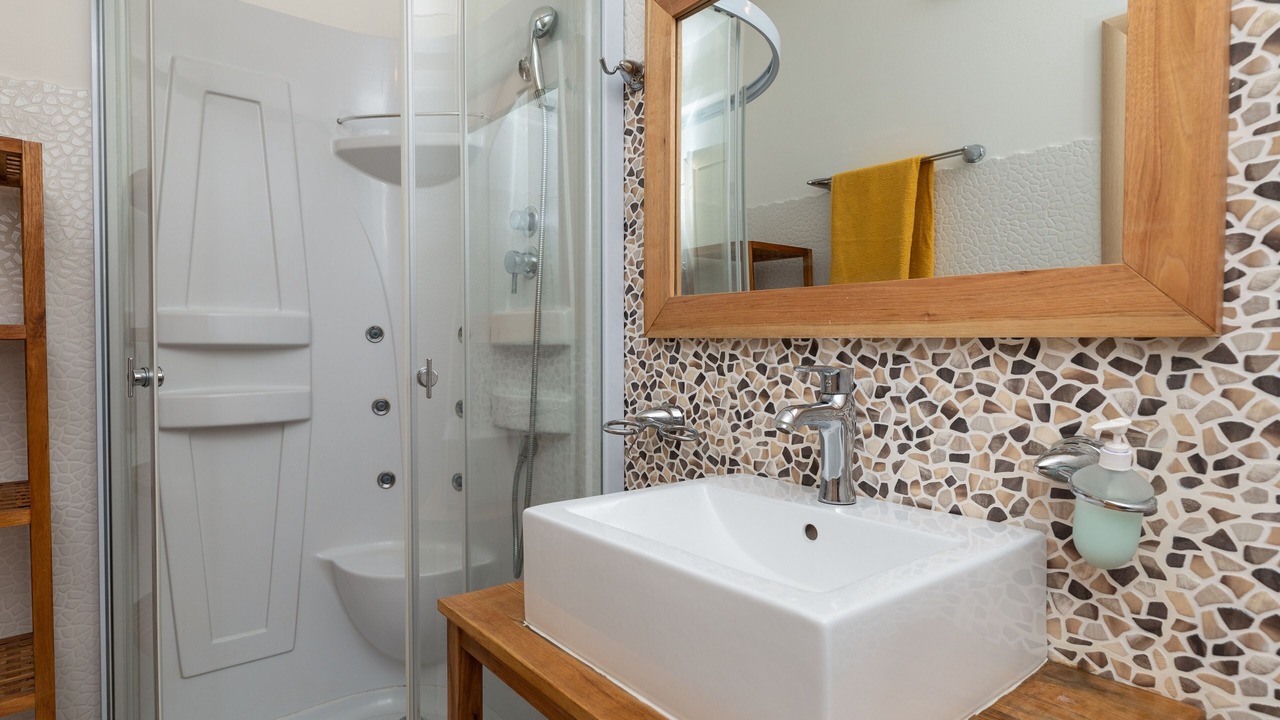 Photo of Bathroom in Mimice