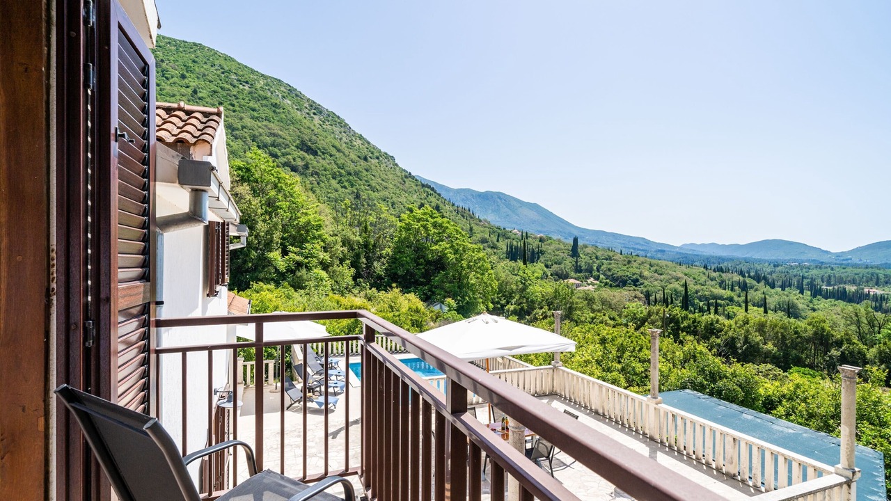 Photo of Patio Balcony in Ljuta