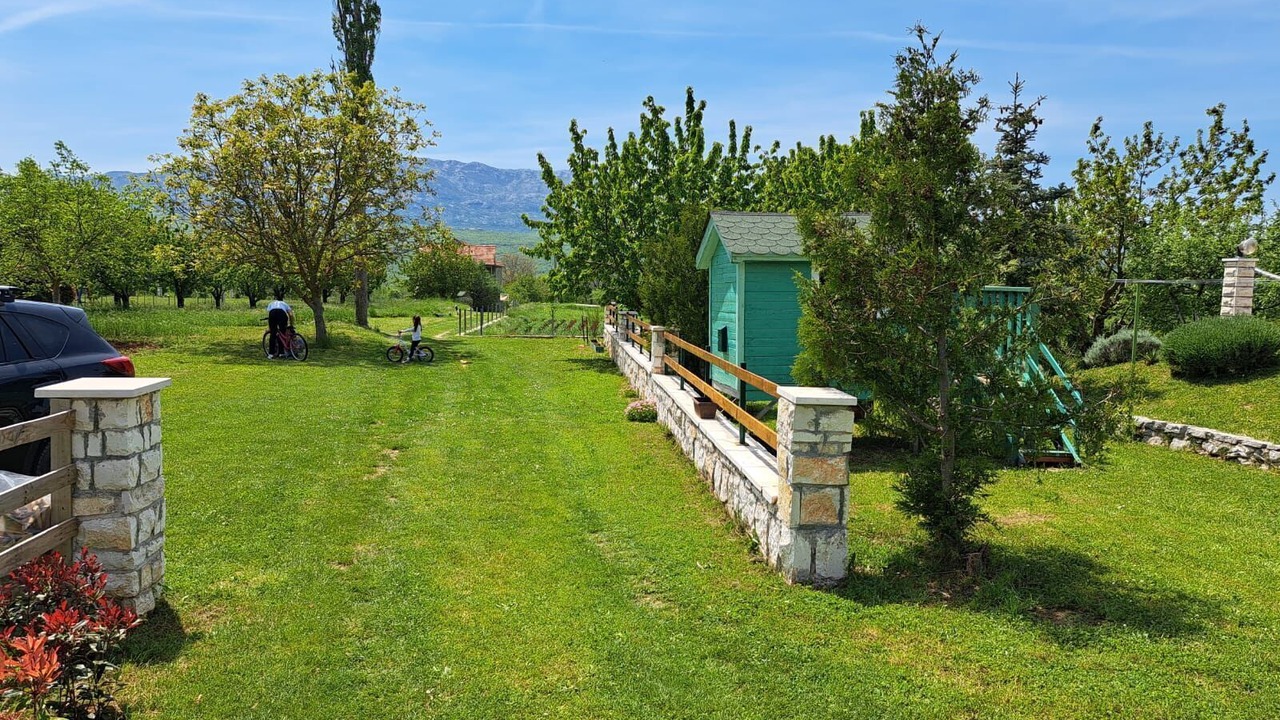 Photo of Outdoor in Krusvar