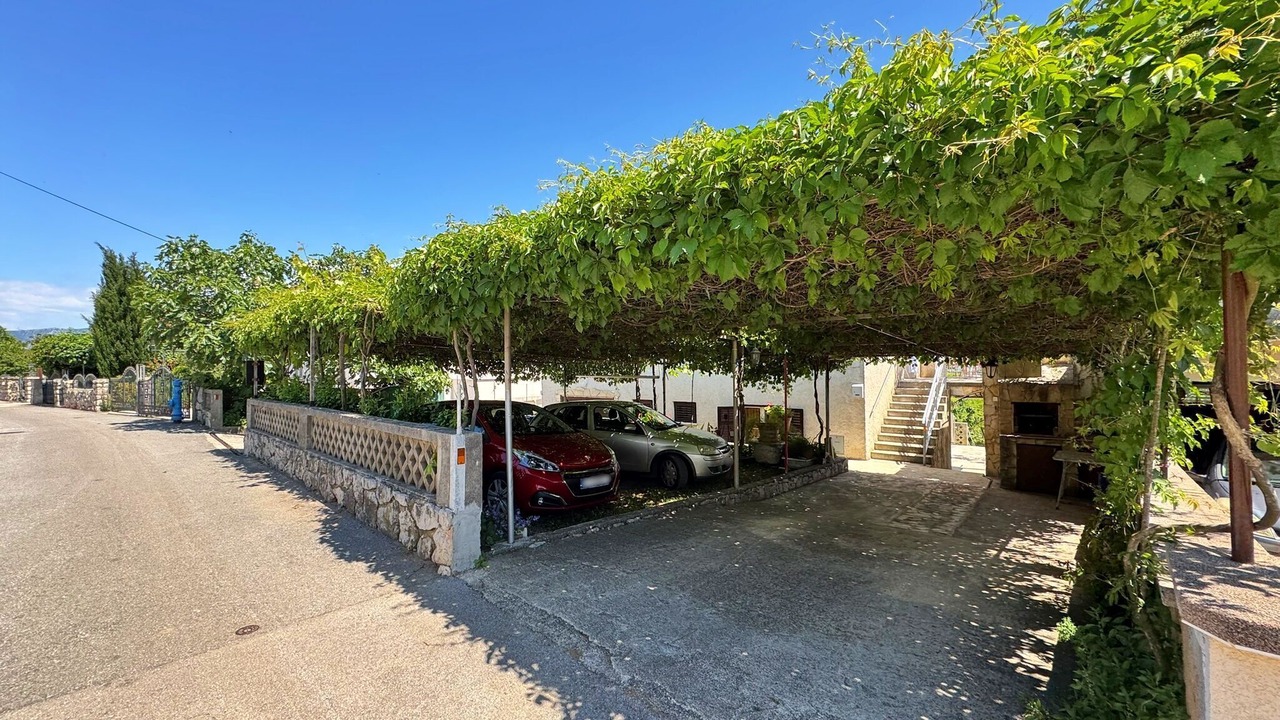 Photo of Outdoor in Silo