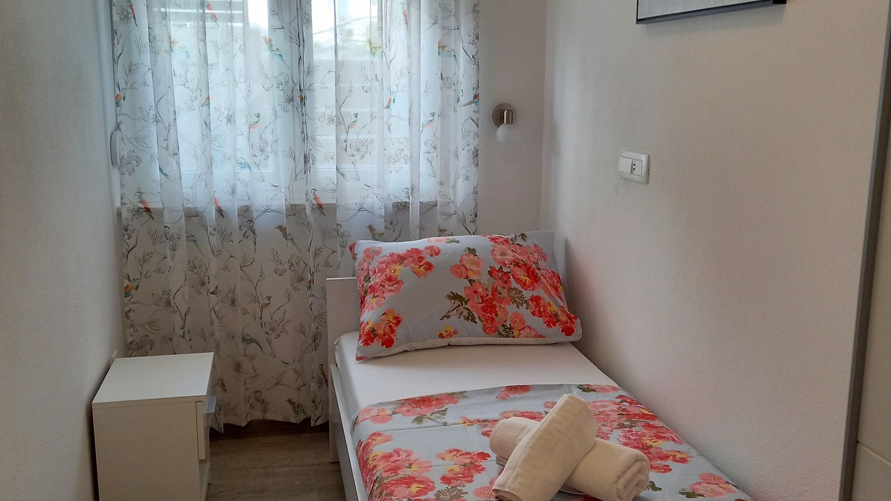 Photo of Bedroom in Srinjine