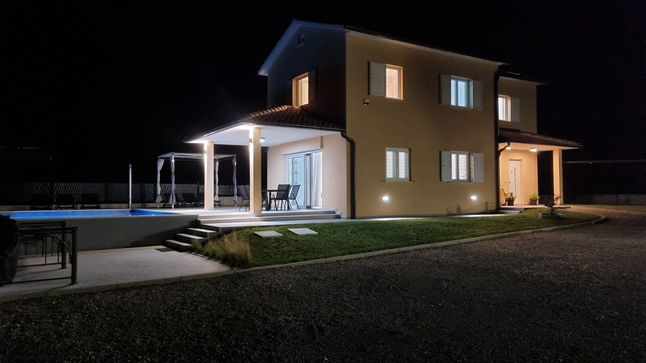 Photo of Outdoor in Zminj