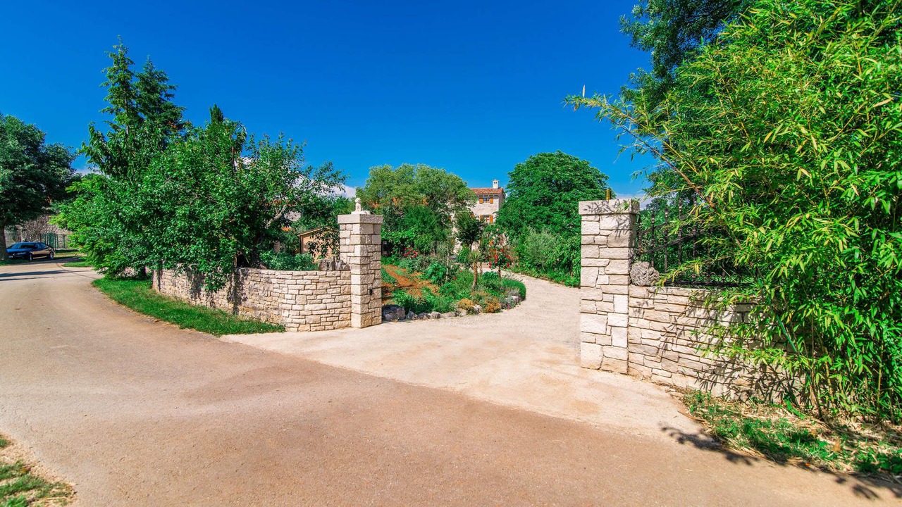 Photo of Outdoor in Krculi