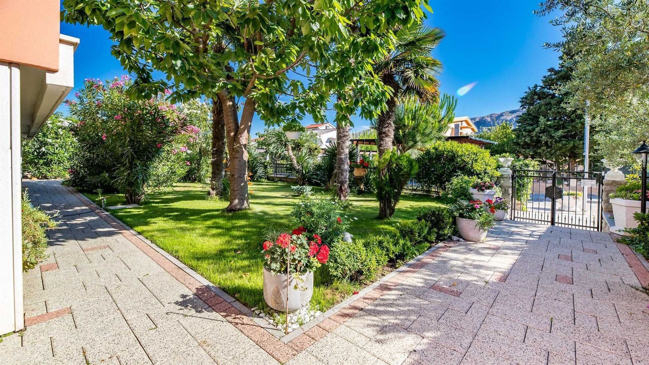 Photo of Outdoor in Jurandvor