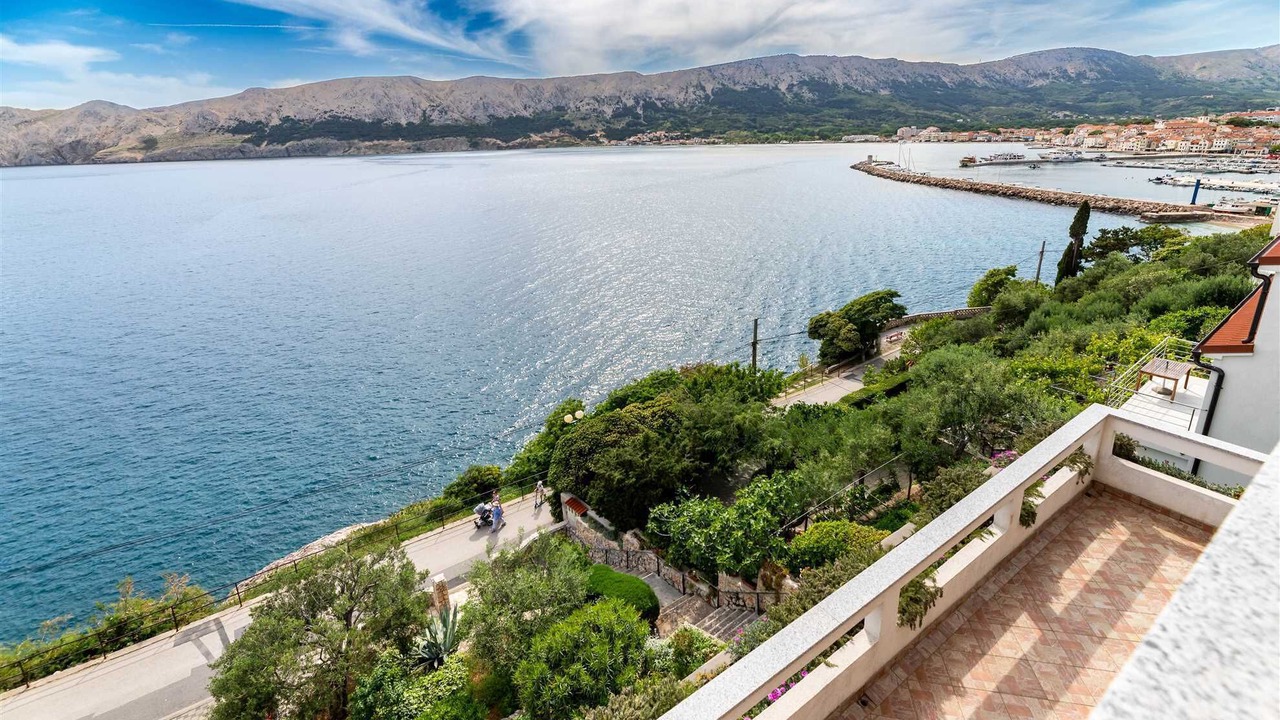 Photo of Outdoor in Baska